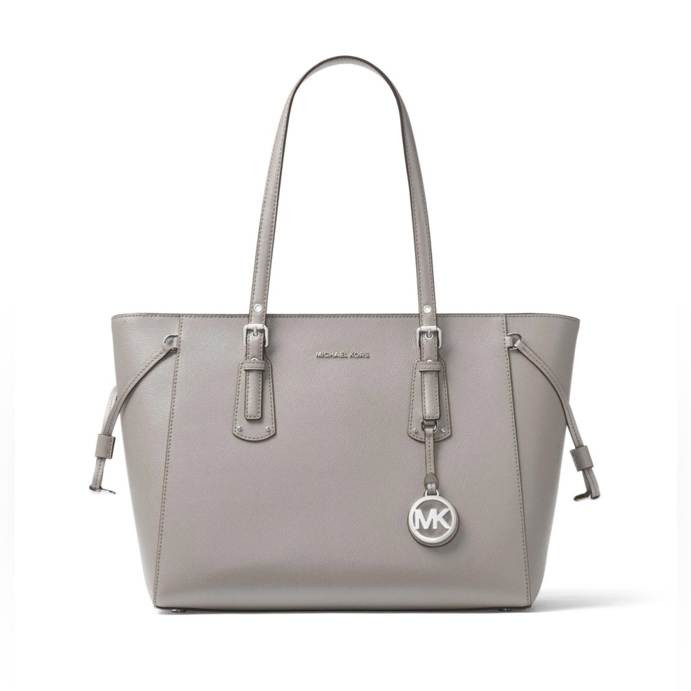 SOLD! NEW! Michael Kors Pearl Grey Voyager Crossgrain Leather Medium Tote Bag - Picture 1 of 12